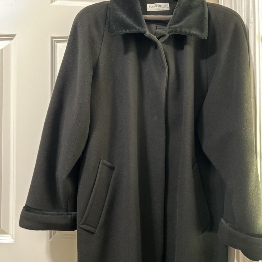 Forecaster of Boston Women's Long Black 100% Wool Coat with Velvet Trim Size 14